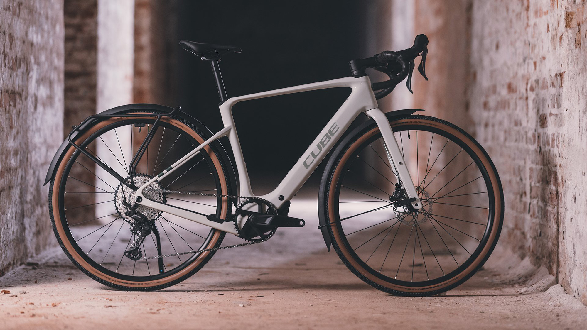 Cube Nuroad Hybrid C:62 Race FE 400X desertstone´n´gree – Bild 8